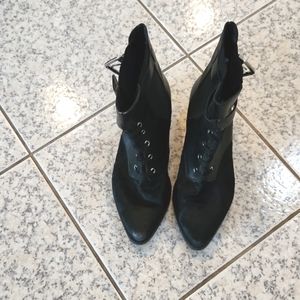 Wishbone (Browns Shoes) Lace up ankle boots